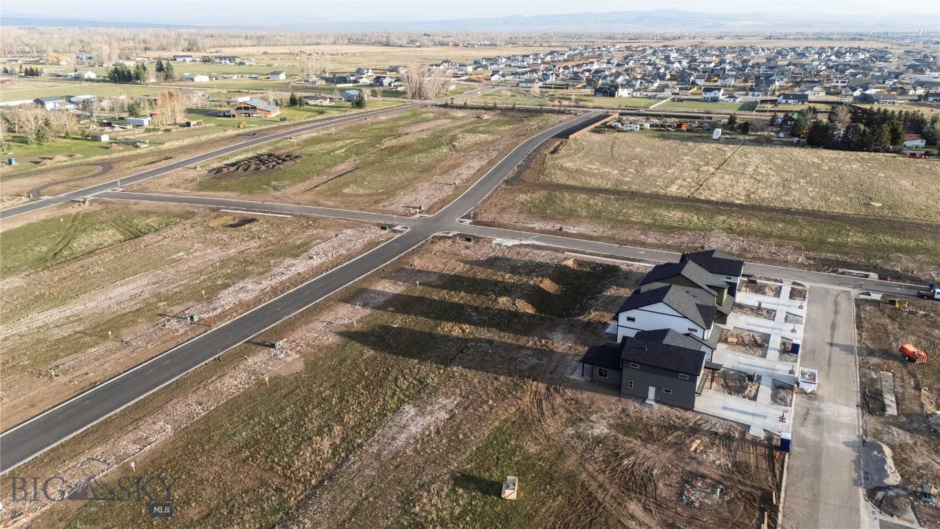 Gallatin Meadows - Land
