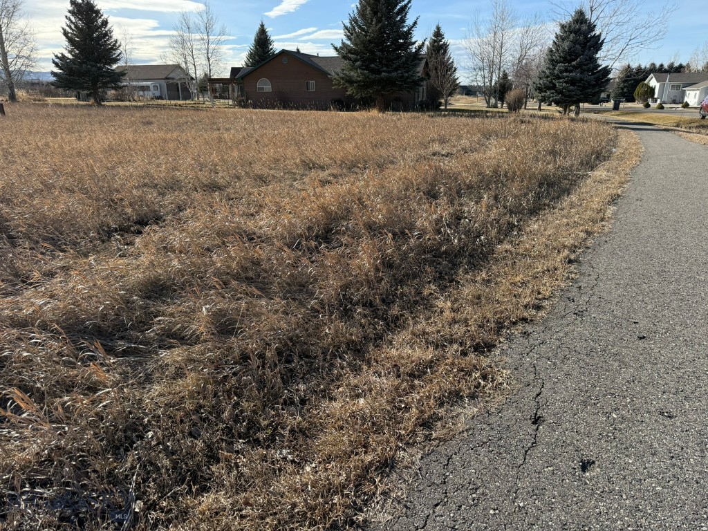 Fort Ellis Leisure Community - Land