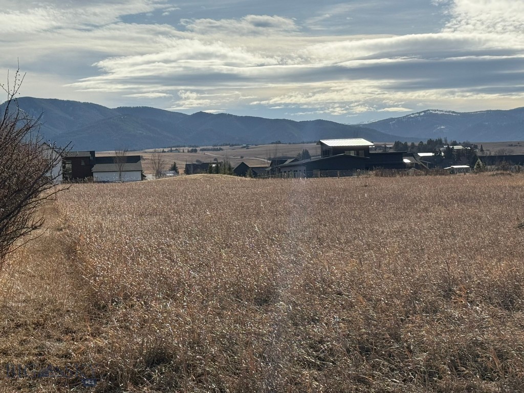 Fort Ellis Leisure Community - Land