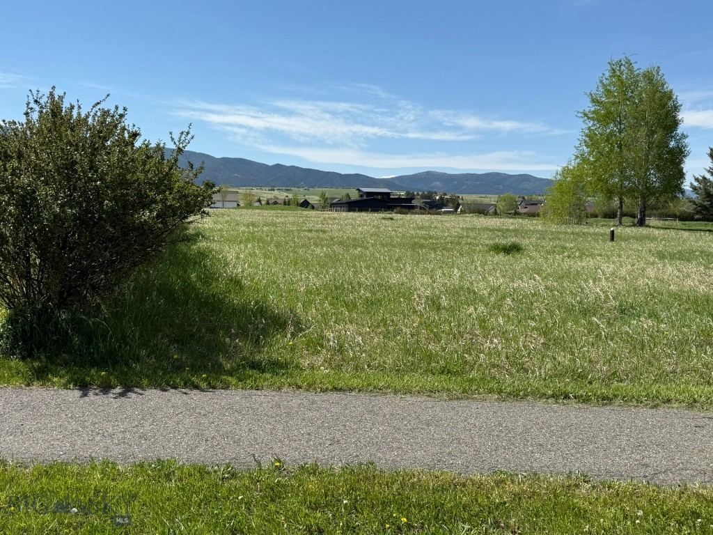 Fort Ellis Leisure Community - Land