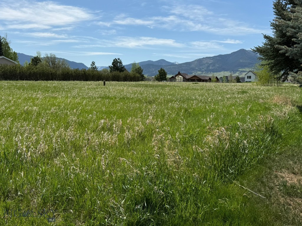 Fort Ellis Leisure Community - Land
