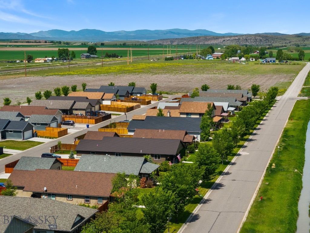 Centennial Village - Land