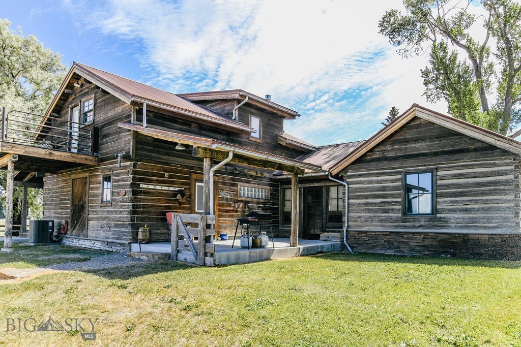 1100 Carrigan