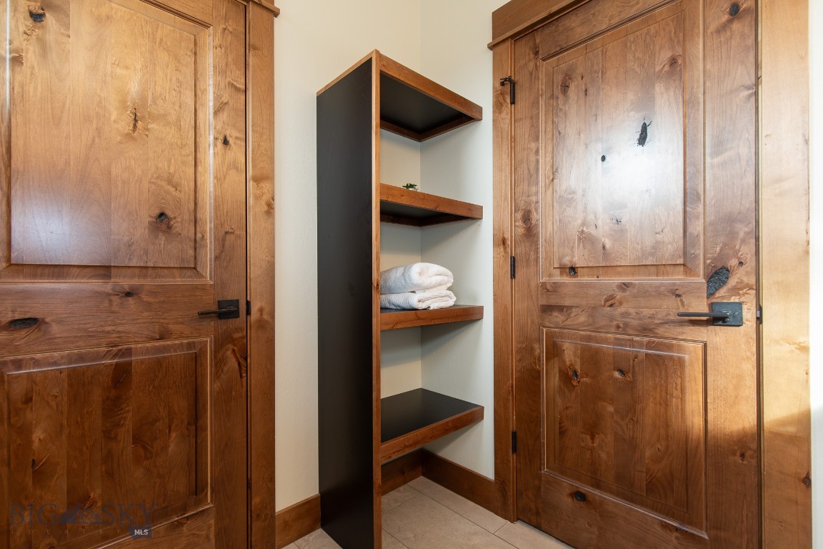 The Lakes at Valley West - Residential