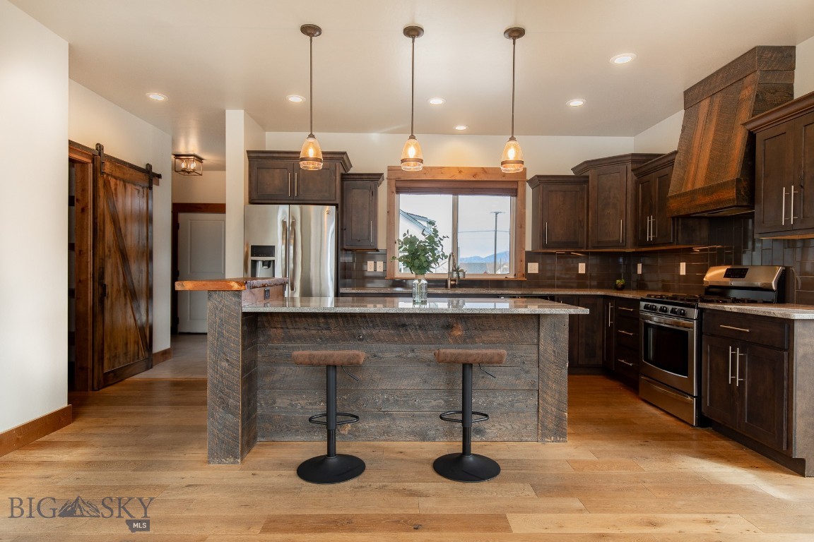 The Lakes at Valley West - Residential