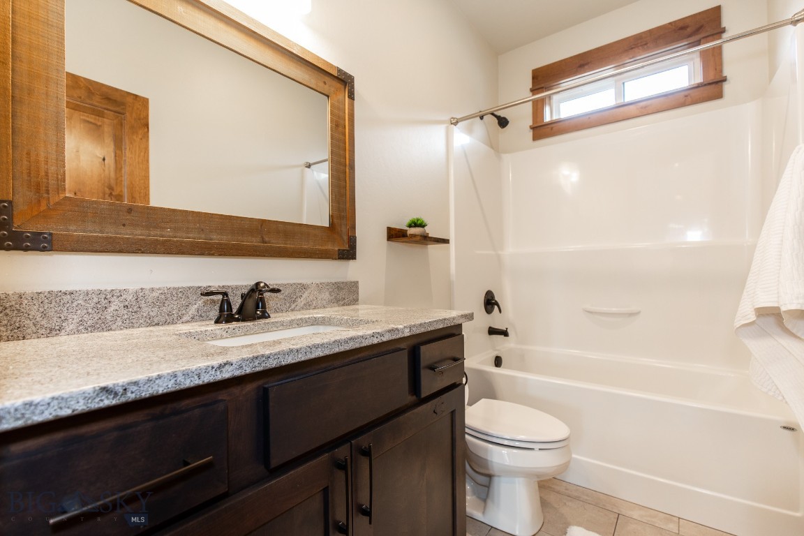 The Lakes at Valley West - Residential