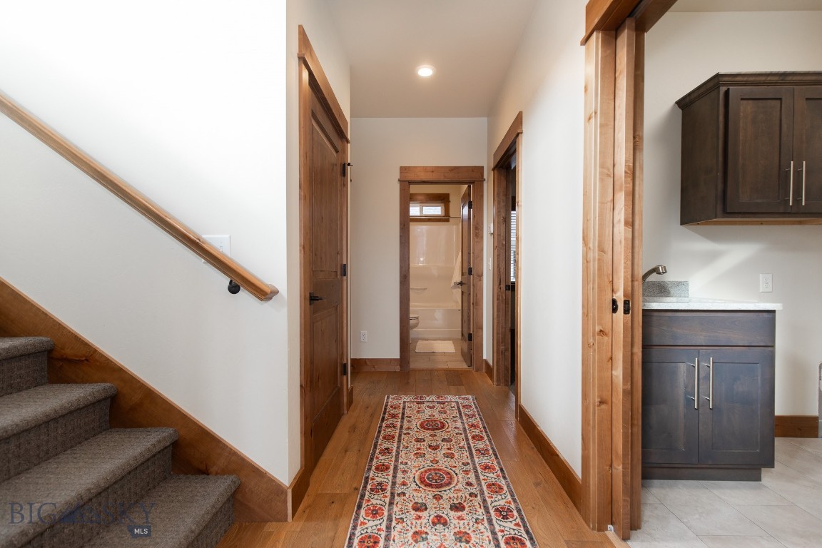 The Lakes at Valley West - Residential