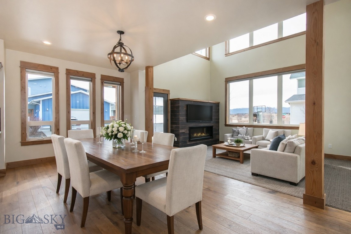 The Lakes at Valley West - Residential