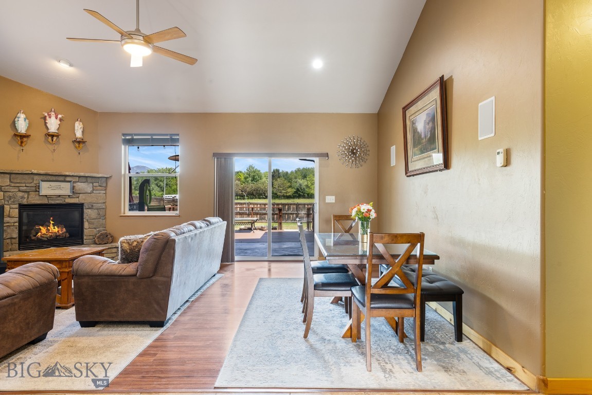 Oak Springs - Residential