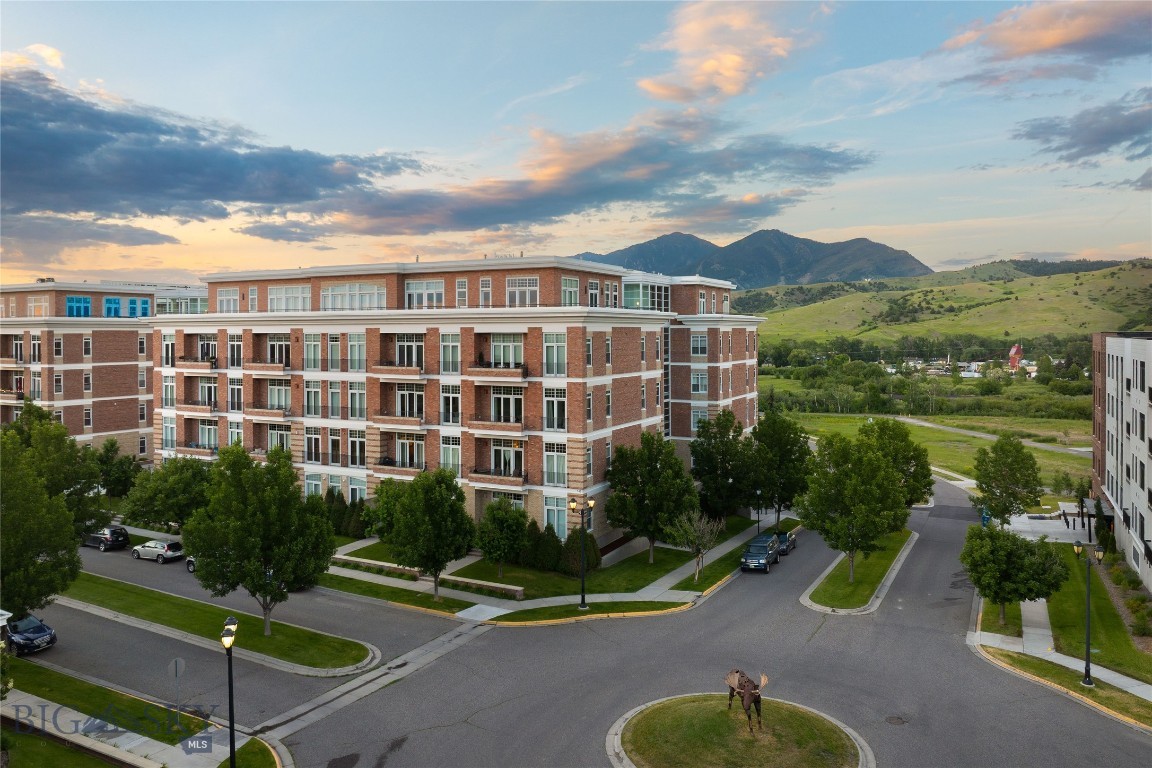 Village Downtown - Residential