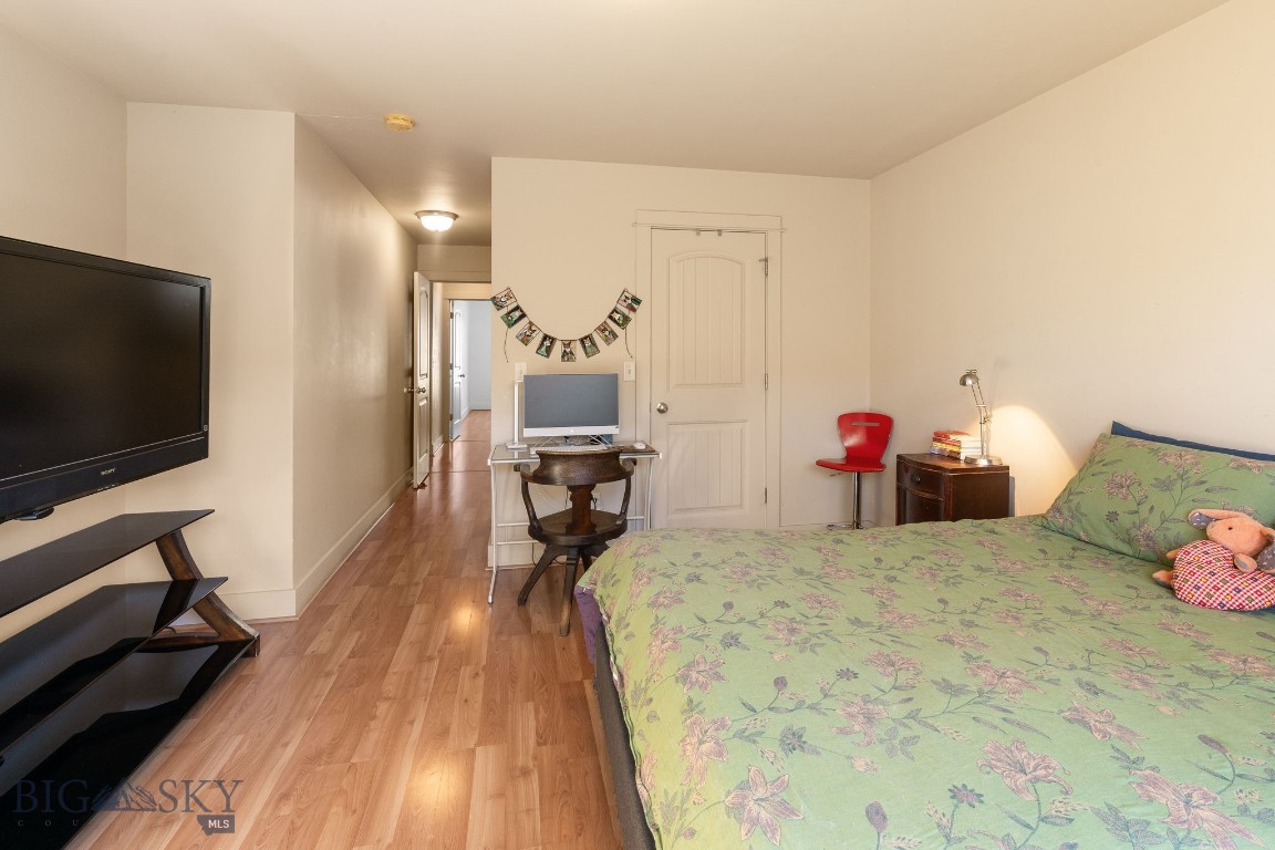 Falcon Hollow - Residential