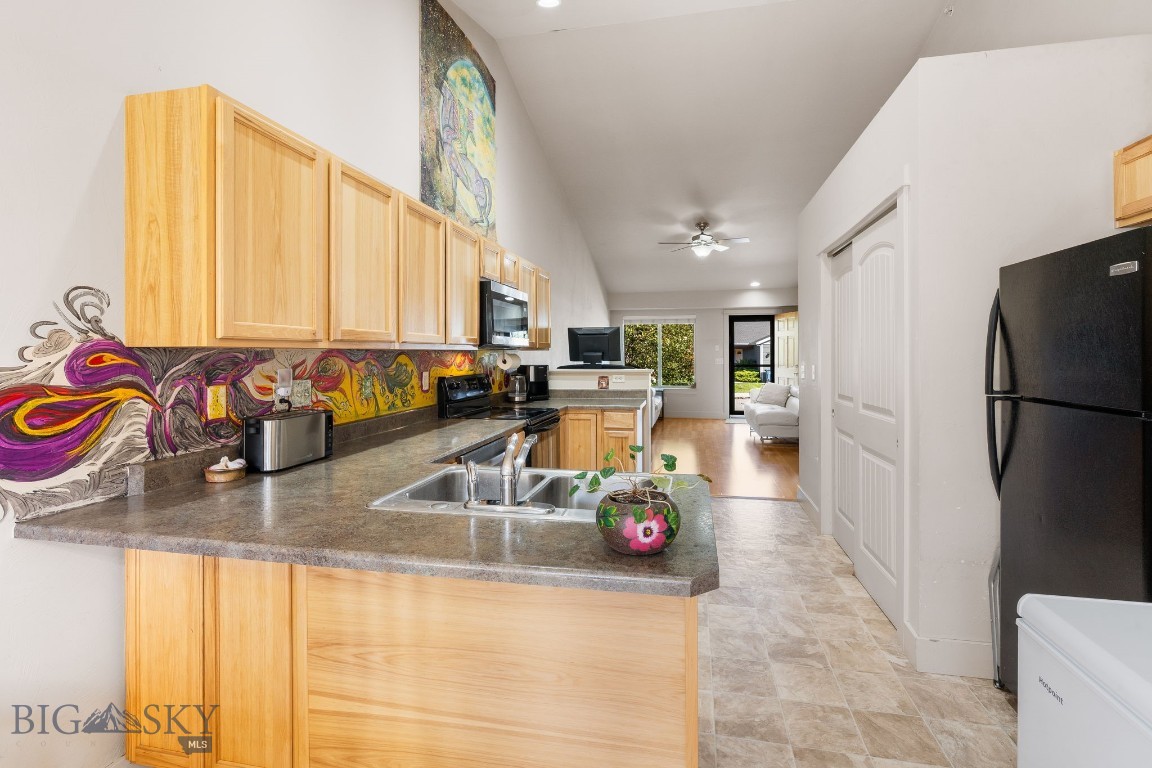 Falcon Hollow - Residential