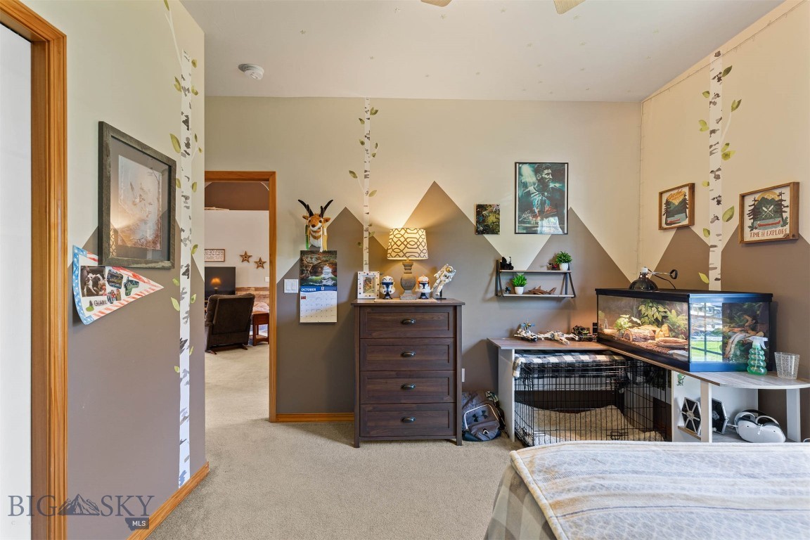 Four Dot Meadows - Residential