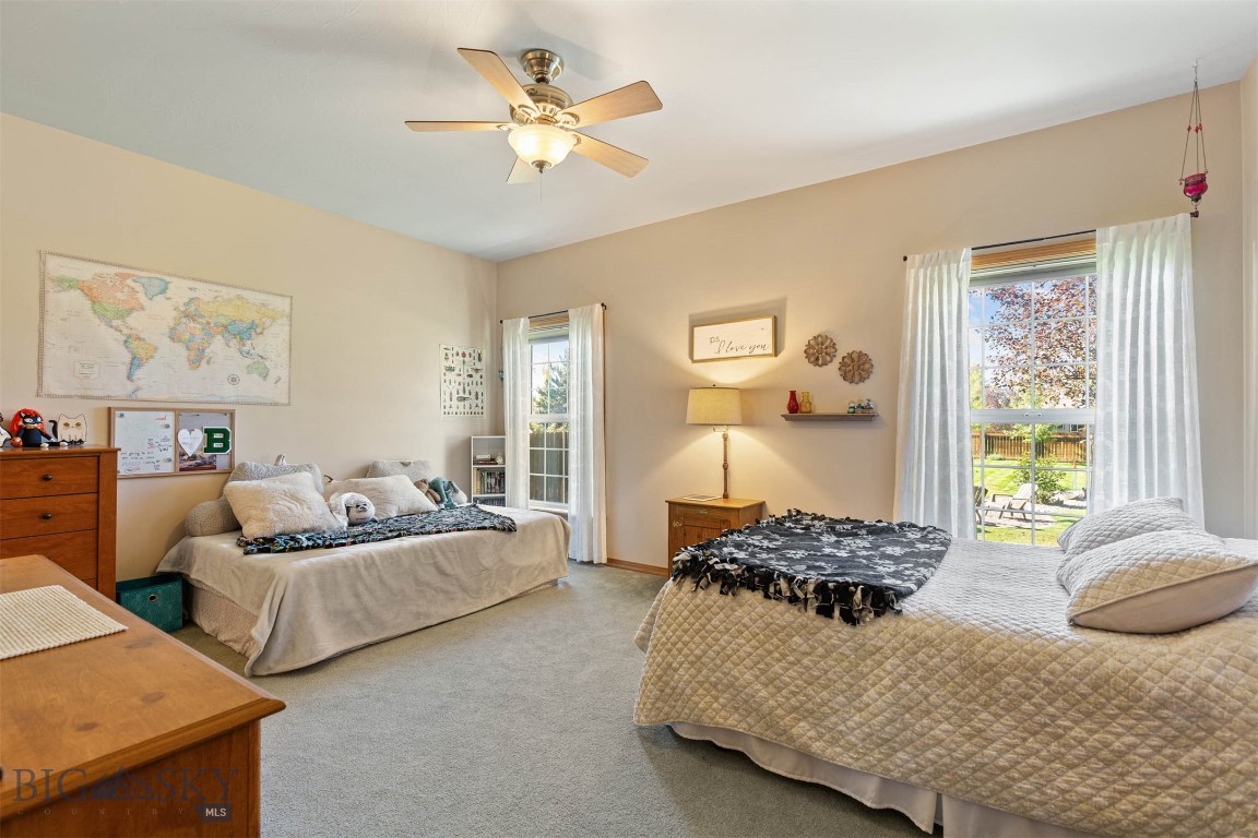 Four Dot Meadows - Residential