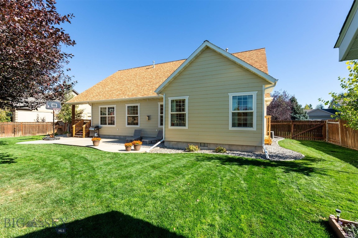 Four Dot Meadows - Residential