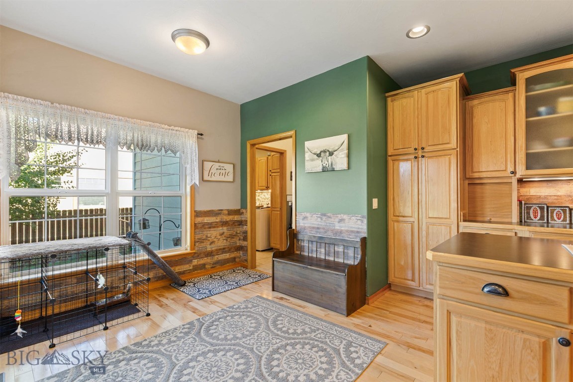Four Dot Meadows - Residential