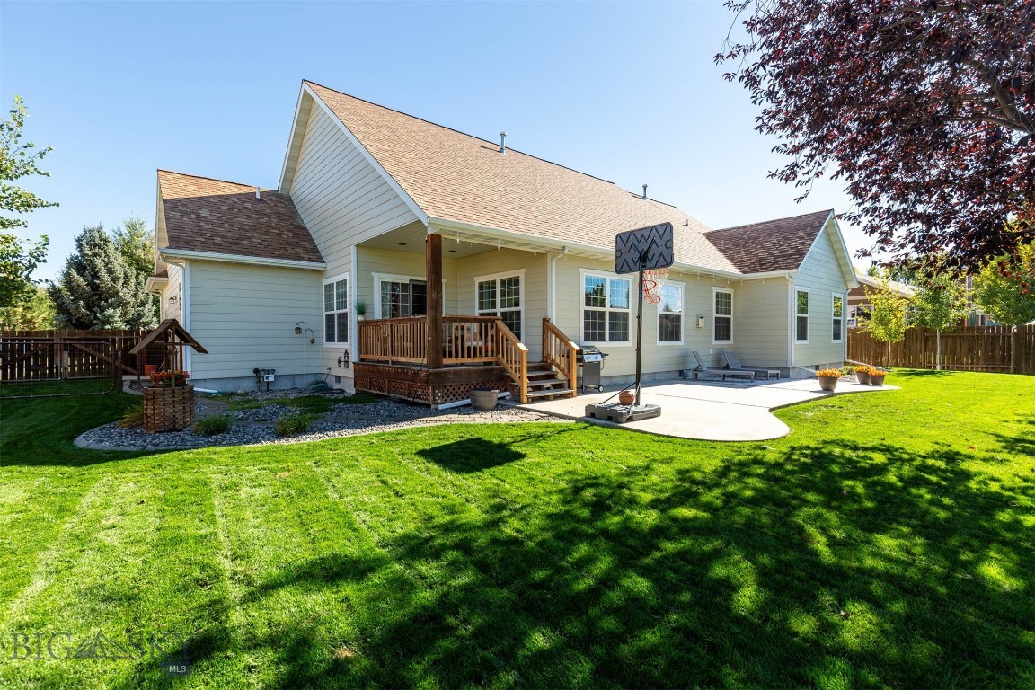 Four Dot Meadows - Residential