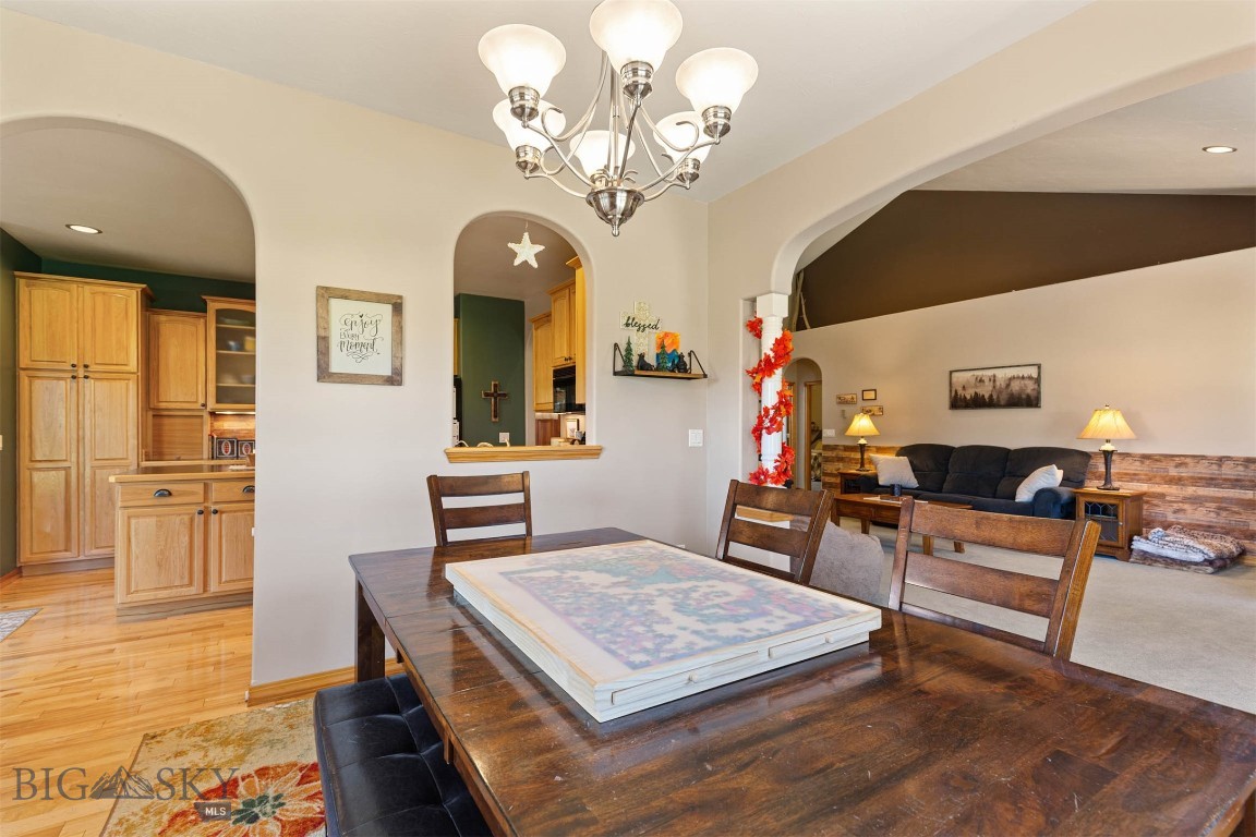 Four Dot Meadows - Residential