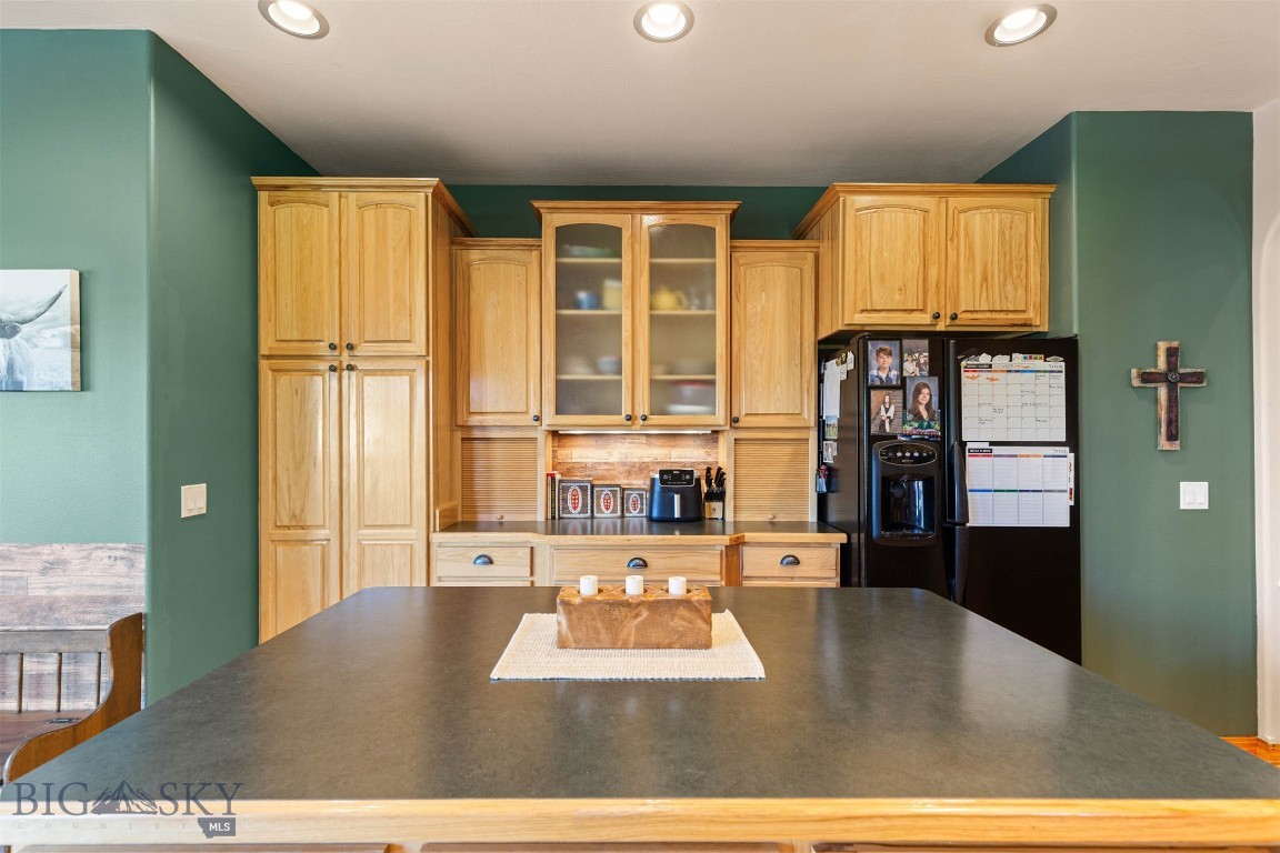 Four Dot Meadows - Residential