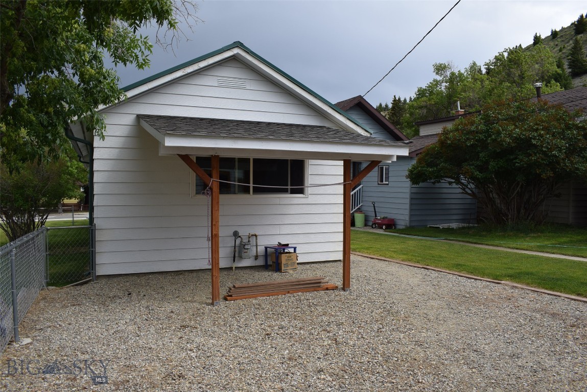 718 Cherry Street