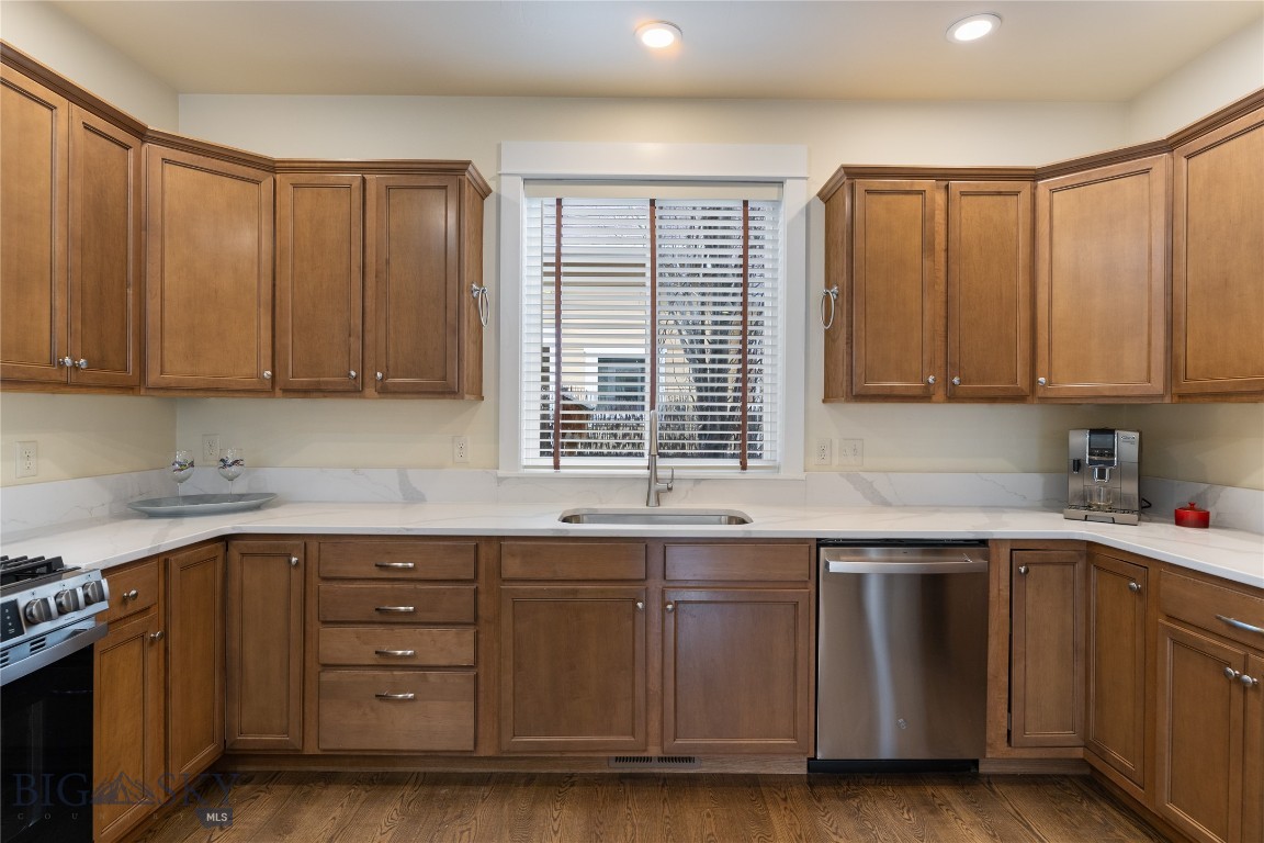 3150 Summer View Lane