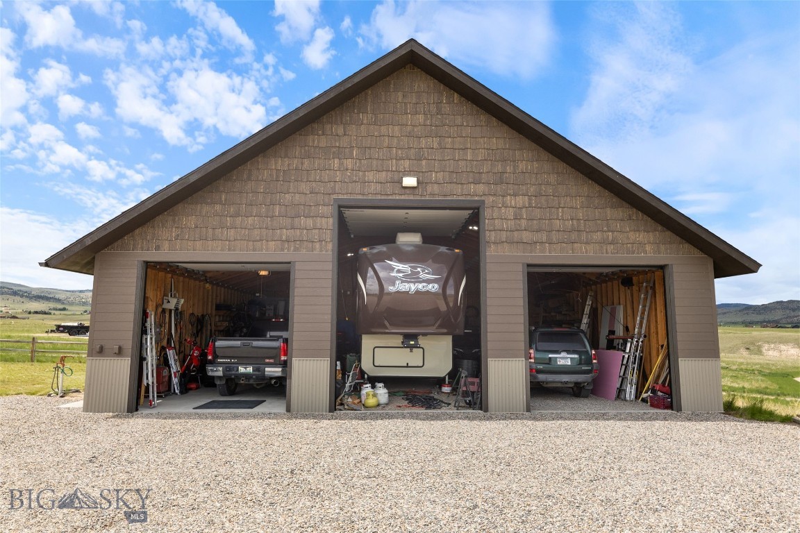 Pronghorn Meadows - Residential