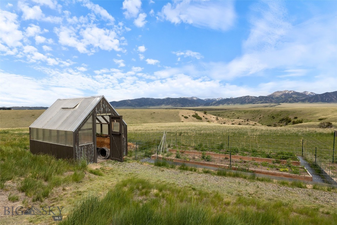 Pronghorn Meadows - Residential