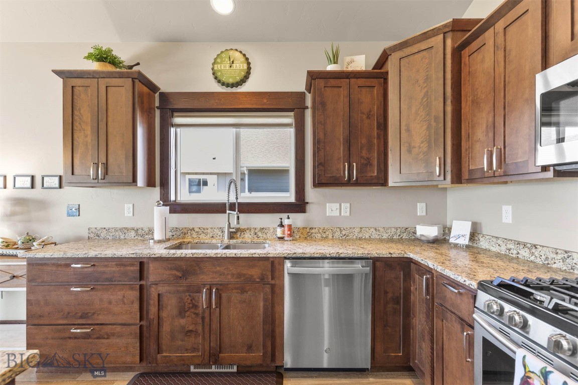 Pioneer Crossing - Residential