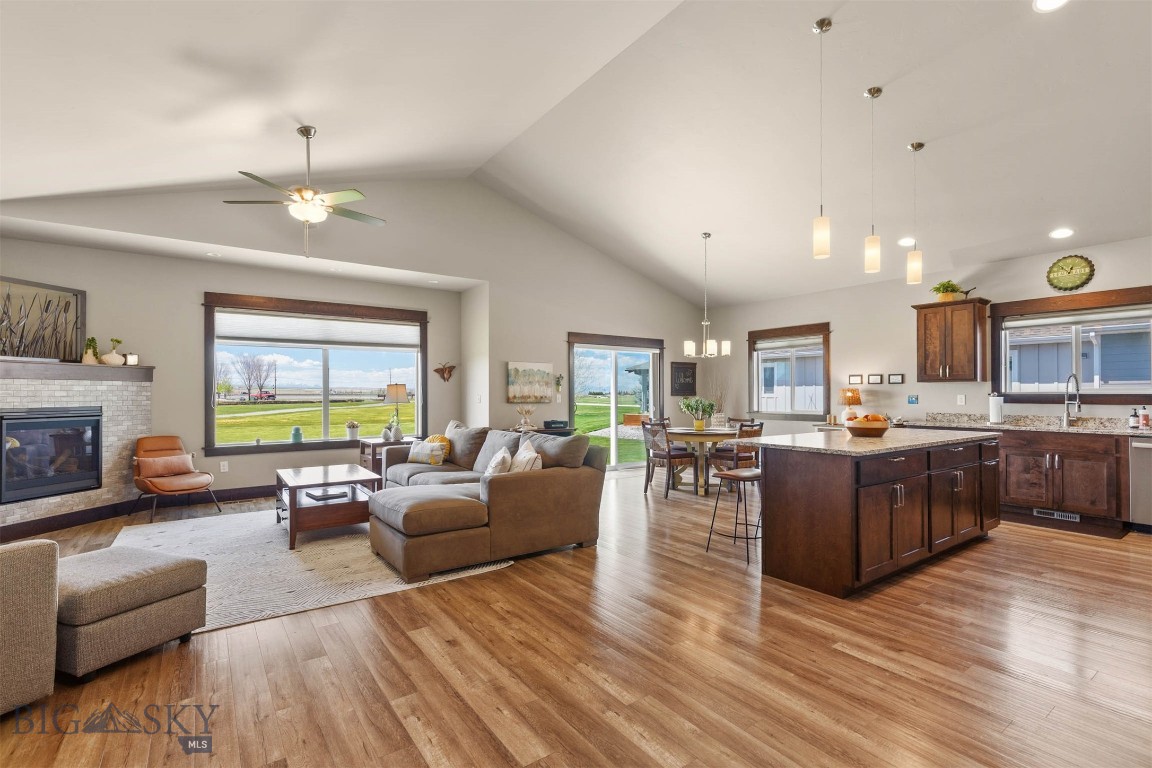 Pioneer Crossing - Residential