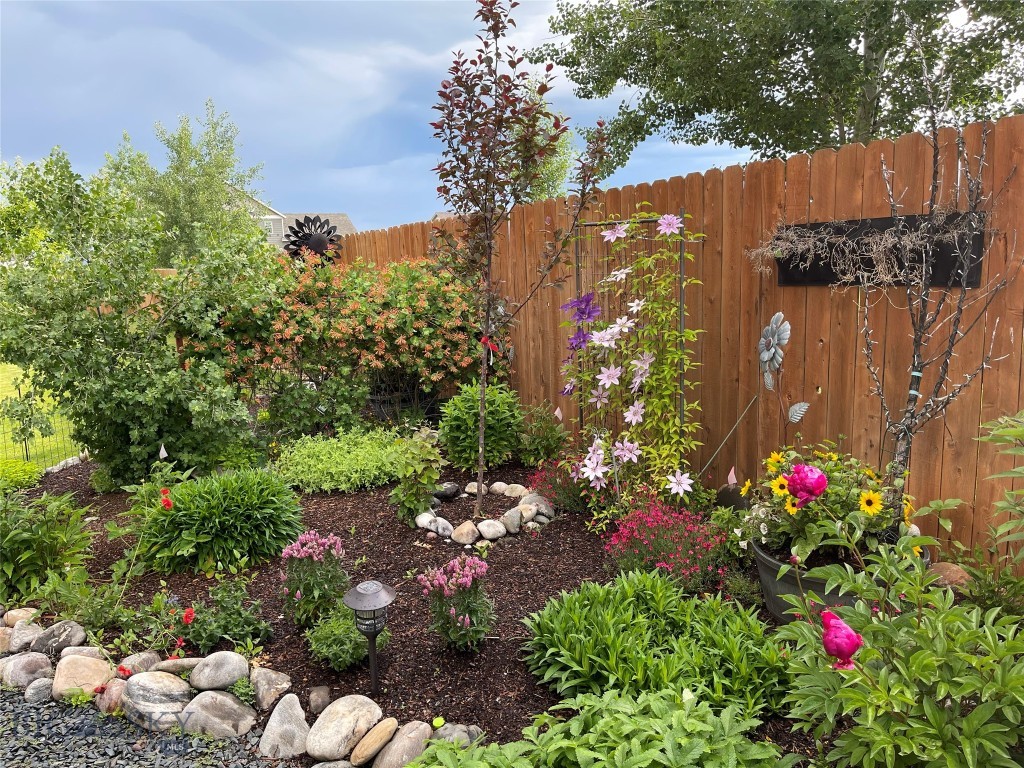 Belgrade, Montana 59714, United States, 5 Bedrooms Bedrooms, ,3 BathroomsBathrooms,Residential,Contingent,53589