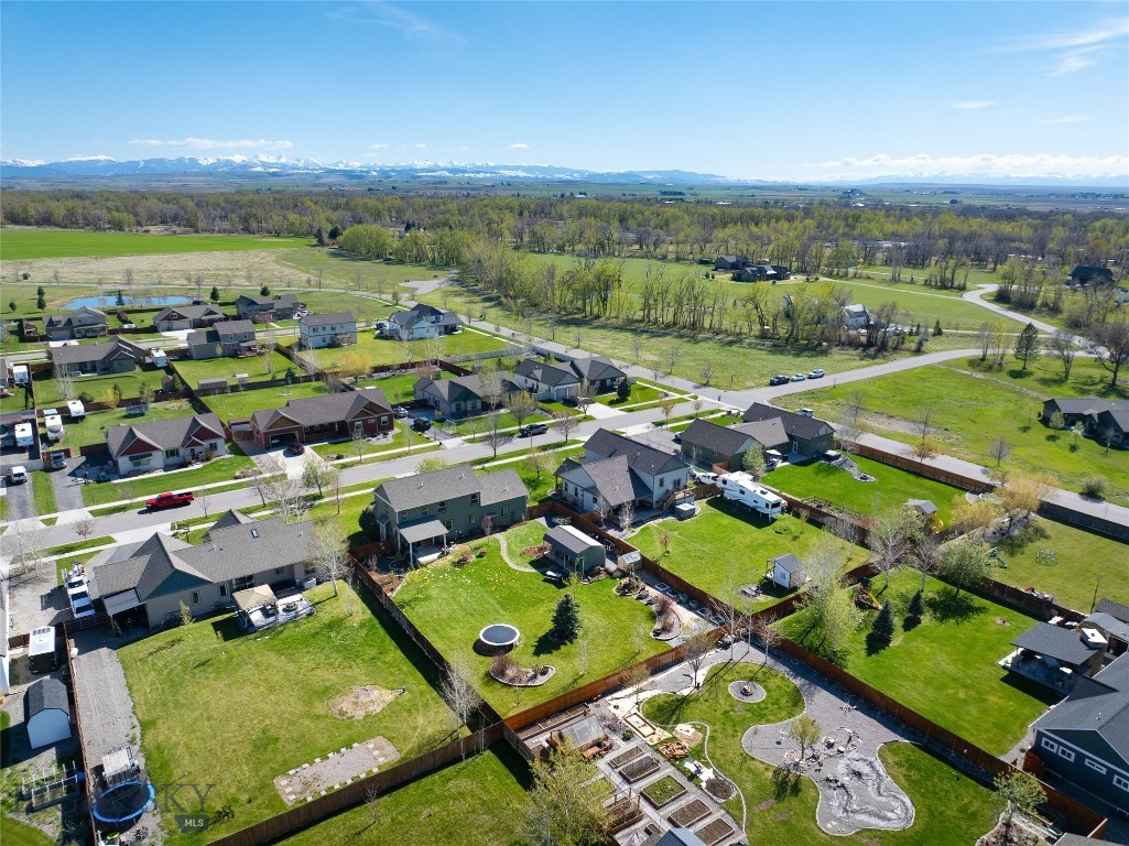 Belgrade, Montana 59714, United States, 5 Bedrooms Bedrooms, ,3 BathroomsBathrooms,Residential,Contingent,53589