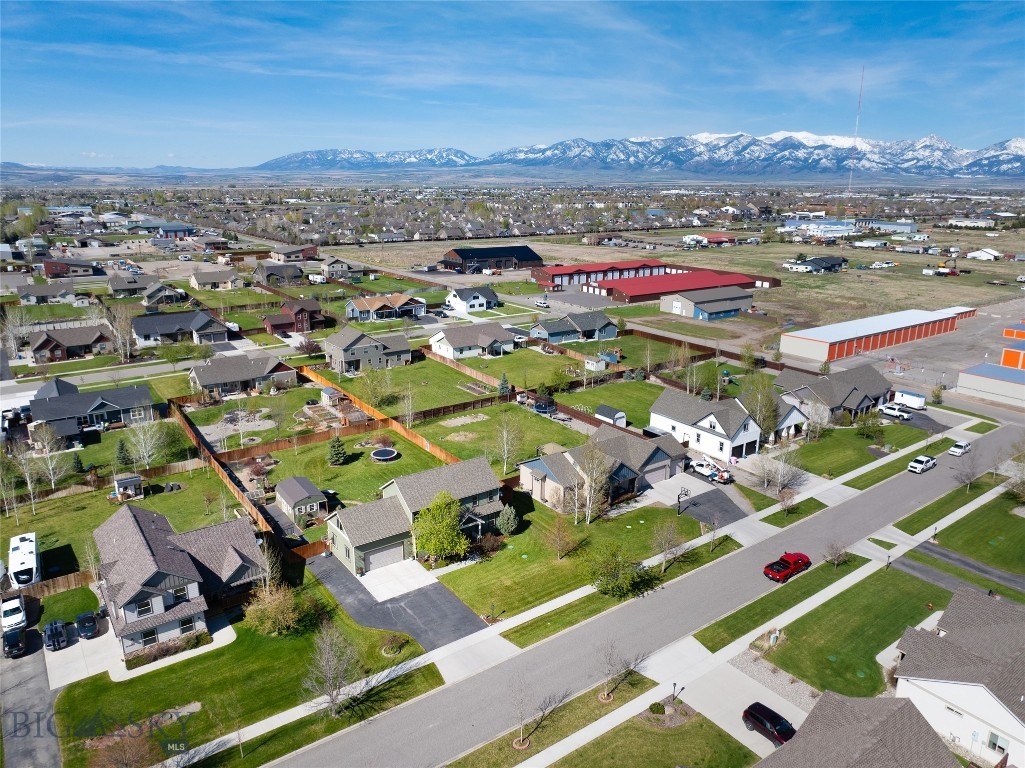 Belgrade, Montana 59714, United States, 5 Bedrooms Bedrooms, ,3 BathroomsBathrooms,Residential,Contingent,53589