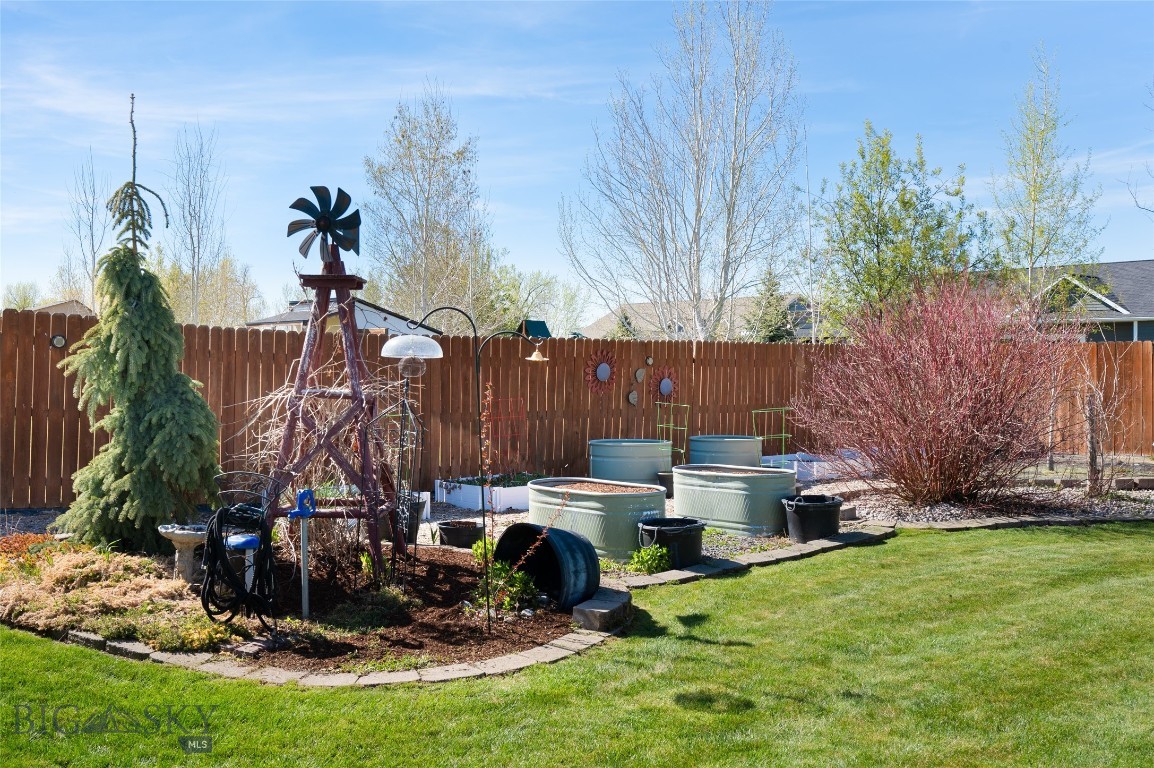 Belgrade, Montana 59714, United States, 5 Bedrooms Bedrooms, ,3 BathroomsBathrooms,Residential,Contingent,53589