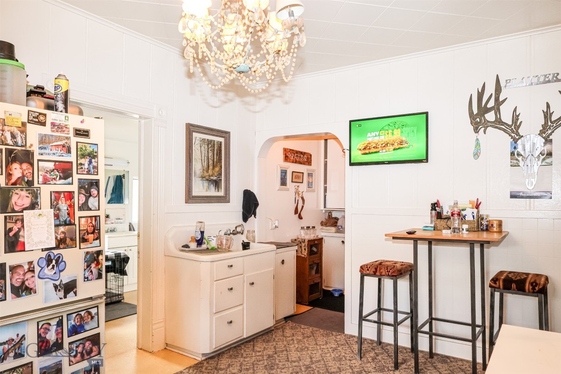 Anaconda, Montana 59711, United States, 1 Bedroom Bedrooms, ,1 BathroomBathrooms,Residential,Active,35809