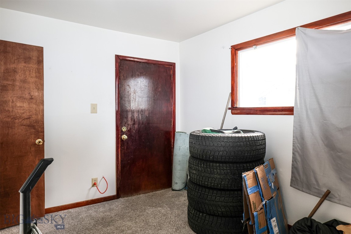 Anaconda, Montana 59711, United States, 1 Bedroom Bedrooms, ,1 BathroomBathrooms,Residential,Active,35809