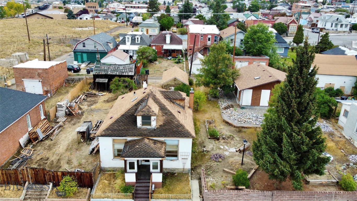 Butte, Montana 59701, United States, 3 Bedrooms Bedrooms, ,2 BathroomsBathrooms,Residential,Pending,42800