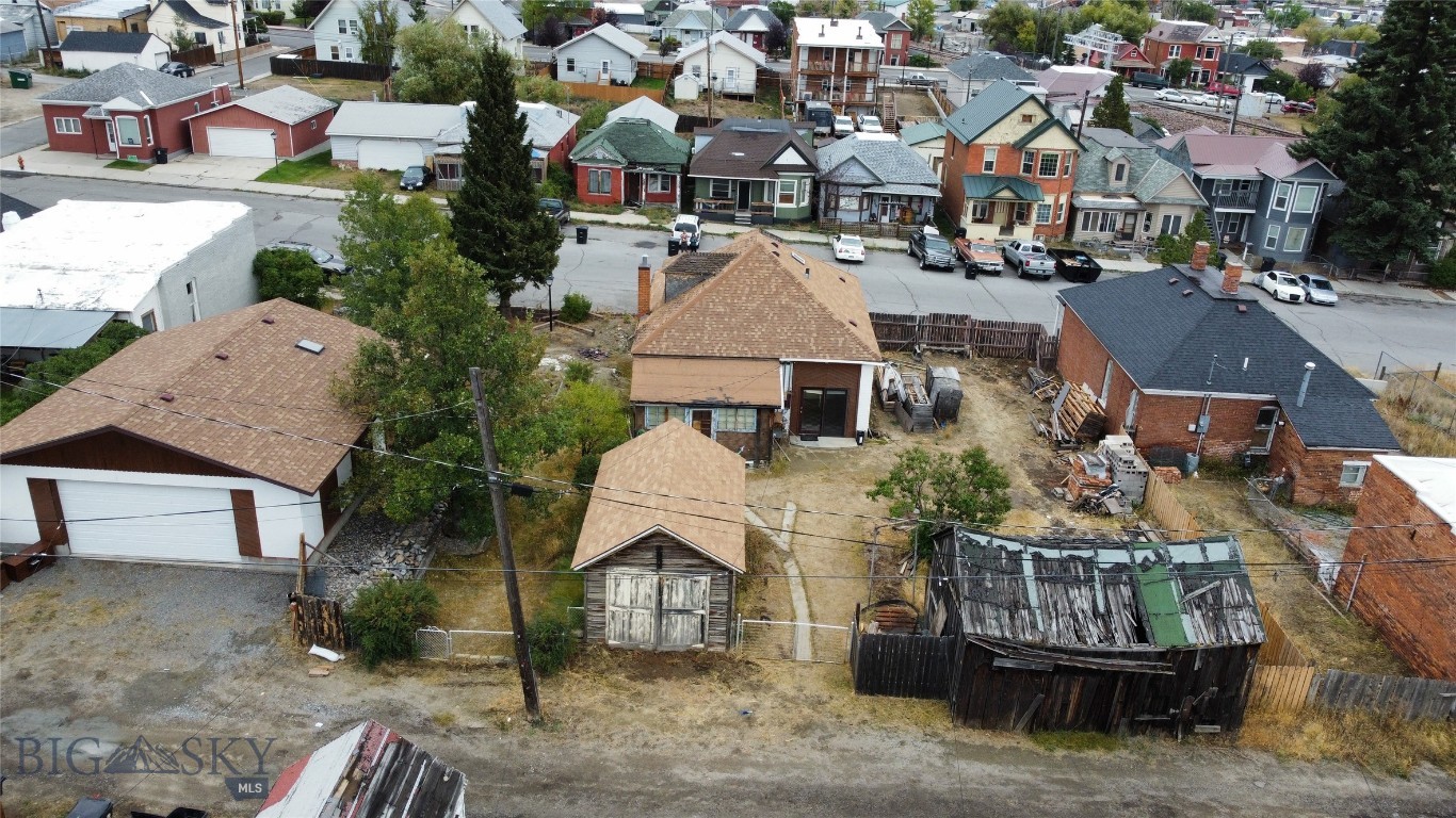 Butte, Montana 59701, United States, 3 Bedrooms Bedrooms, ,2 BathroomsBathrooms,Residential,Pending,42800