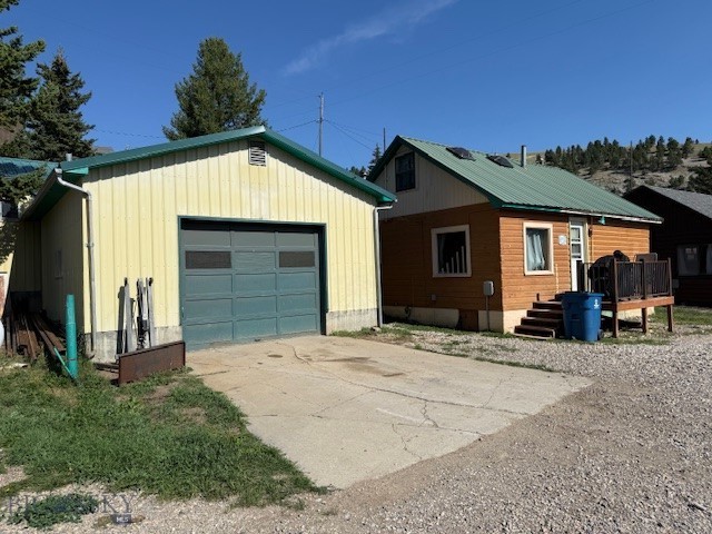 114 Apple Road
