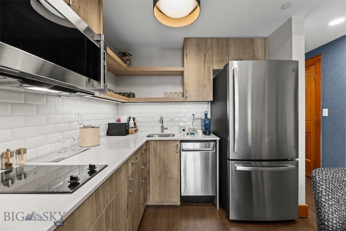 Summit Hotel Condo - Residential