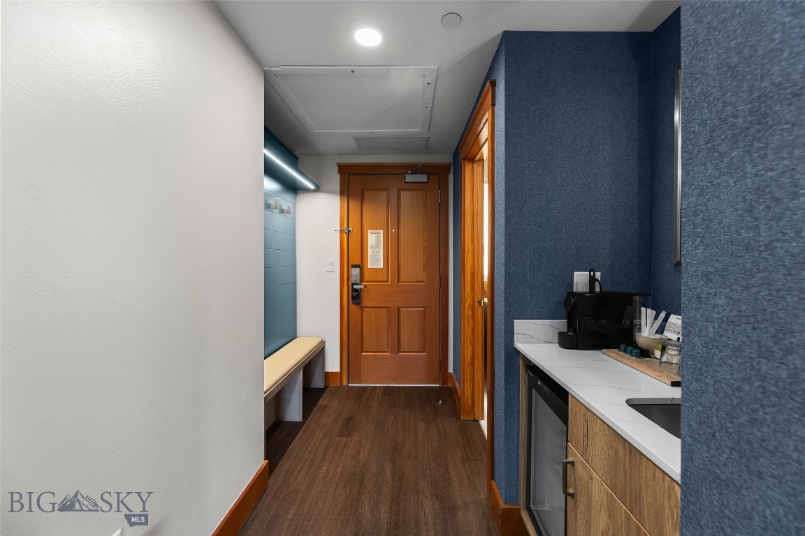 Summit Hotel Condo - Residential