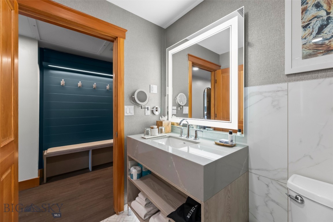 Summit Hotel Condo - Residential
