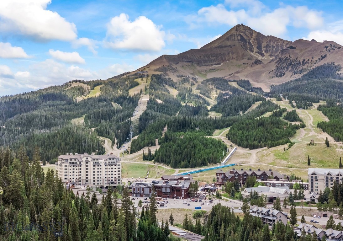 Summit Hotel Condo - Residential
