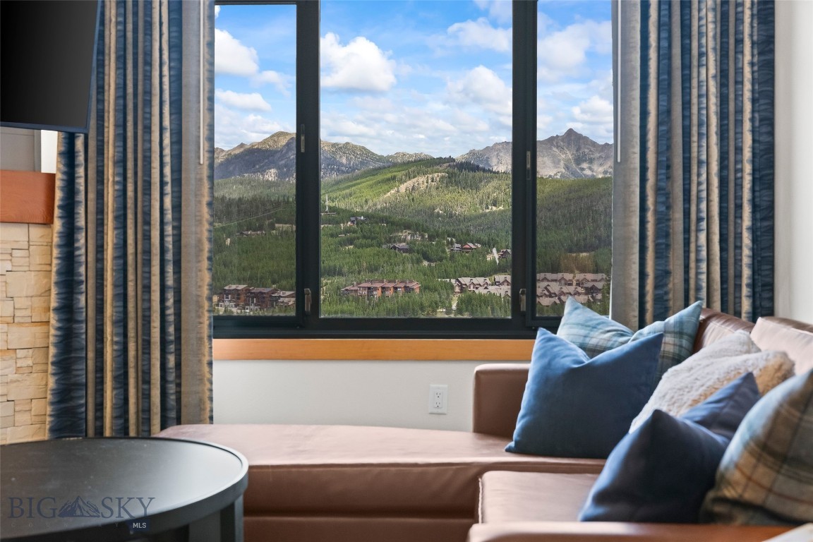 Summit Hotel Condo - Residential
