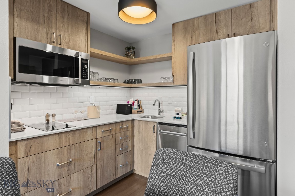 Summit Hotel Condo - Residential