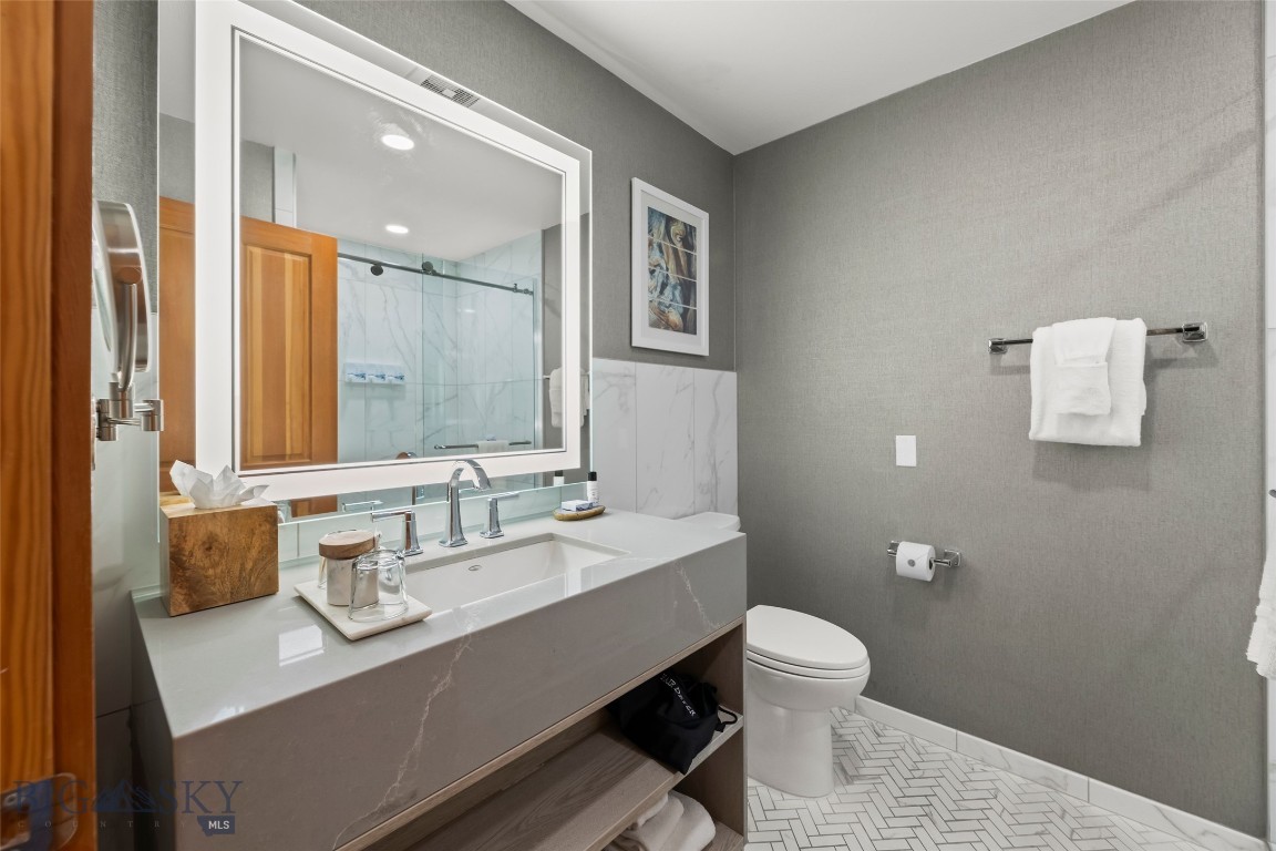 Summit Hotel Condo - Residential