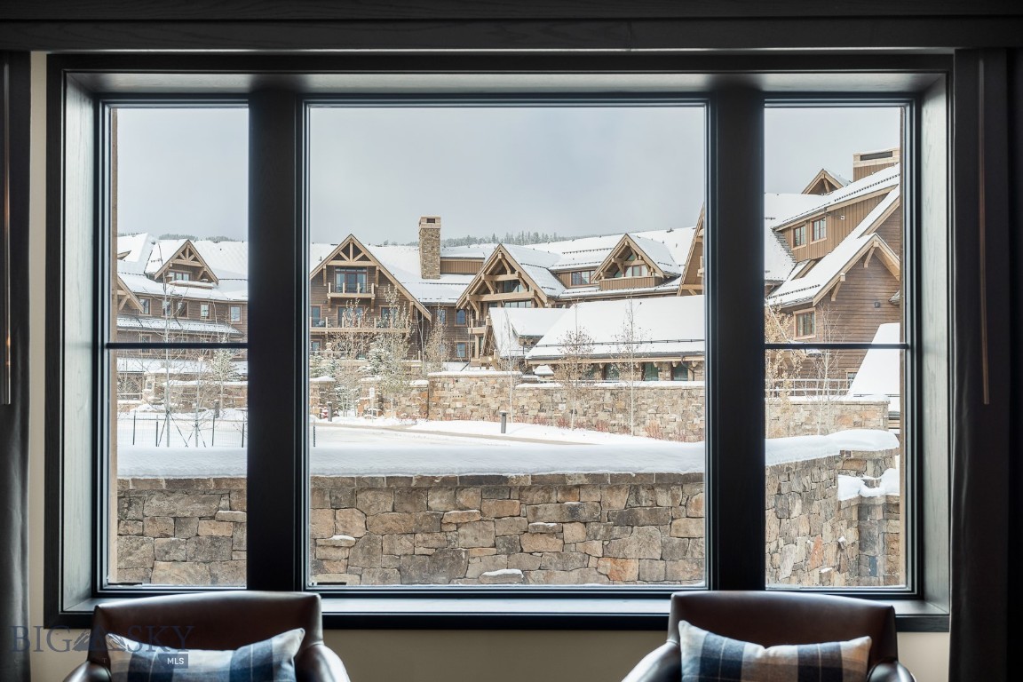 Residence 10 features 3-bedrooms and 3-bathrooms on the lobby level with a lock-off suite and a private balcony. Connected to Montage Big Sky by a private underground passageway, Owners enjoy exclusive resort amenities, dedicated concierge services, and direct ski-in, ski-out access to Big Sky Resort. Ownership also includes membership at Spanish Peaks Mountain Club with a Tom Weiskopf Championship Golf Course, a members-only Clubhouse, and a robust calendar of year-round events. Offered in deeded one-quarter ownership, each Residence is fully furnished with luxury interiors for an effortless mountain lifestyle.