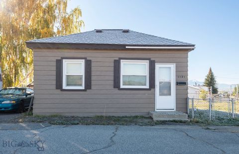 Photo of 1121 E 3rd St, Butte, MT 59701 (MLS # 406340)