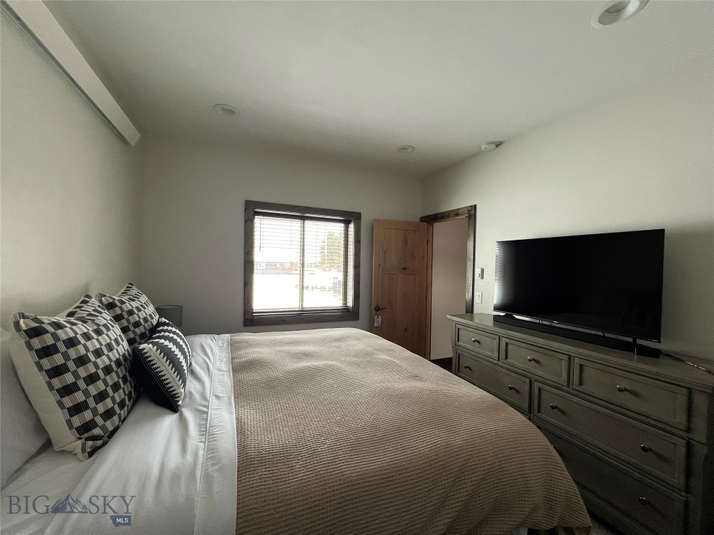 Hebgen Lake Estates - Residential Income