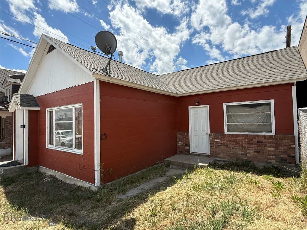 1017 Emma Street