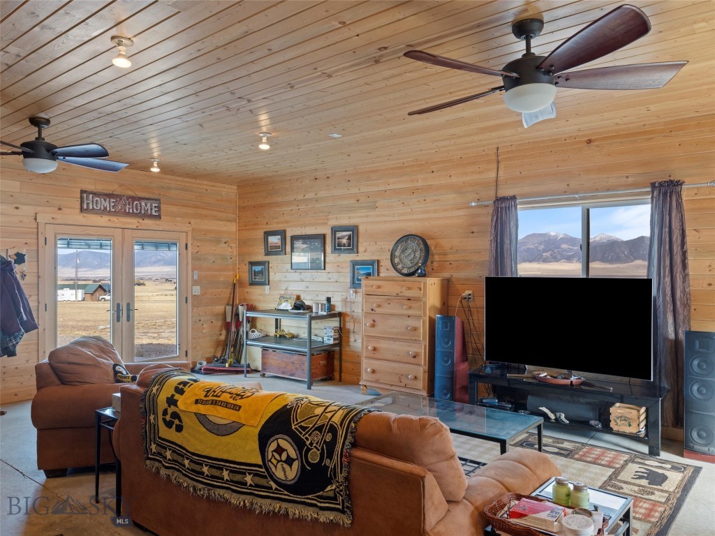Virginia City Ranches - Residential